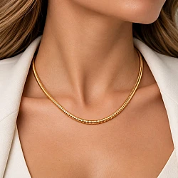 Minimalistička ogrlica zlatne boje AVANTI