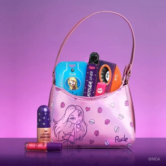 Kozmetička torbica Bratz Makeup Bag - 810079386802 - Rude Cosmetics Ecobeauty Kozmetička torbica Bratz Makeup Bag - 810079386802 - Rude Cosmetics Ecobeauty