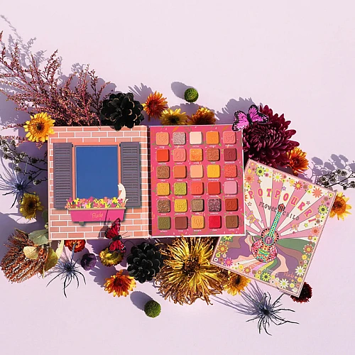 Paleta senki za oči Flower Child 30