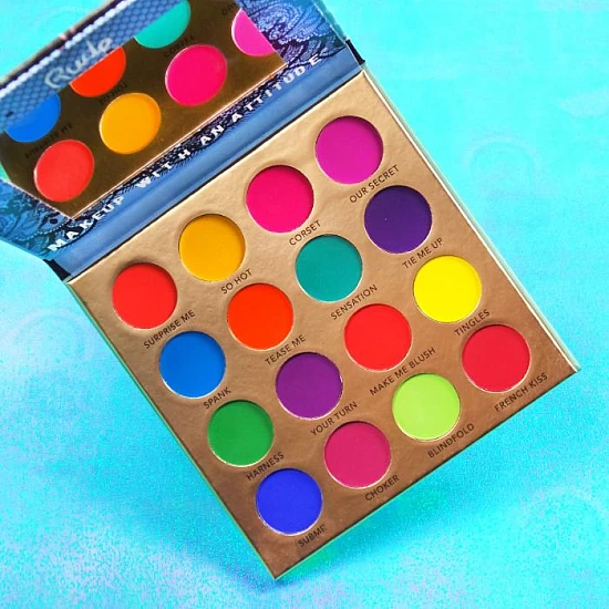 Paleta mat senki za oči LINGERIE COLLECTION - Naughty Night | RUDE COSMETICS | Ecobeauty Paleta mat senki za oči LINGERIE COLLECTION - Naughty Night | RUDE COSMETICS | Ecobeauty