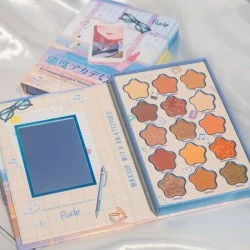 Paleta senki za oči Chibi Manga - A Day in Attitude Academia