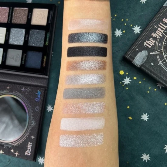 Paleta senki za oči Spell Book Desire - 810079387656 - Ecobeauty