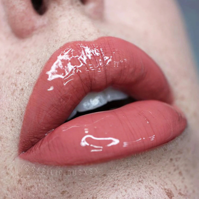 SJaj i mat ruž za usne 810079380015 Ecobeauty